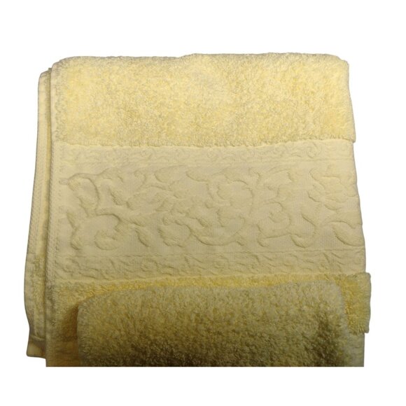 Wellesley Manor Damask Cotton Towel Set 2 Large Hand 1 Washcloth Butter Yellow - Picture 5 of 10